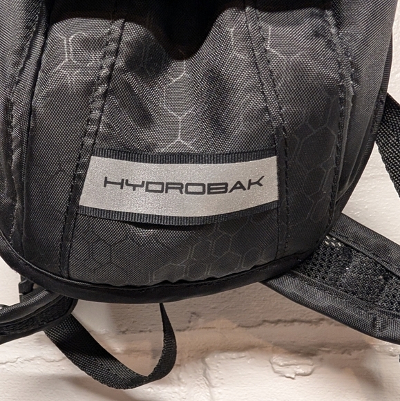 Camelbak Hydrobak Black Running Lightweight Hydration Backpack - No Bladder - Picture 2 of 7